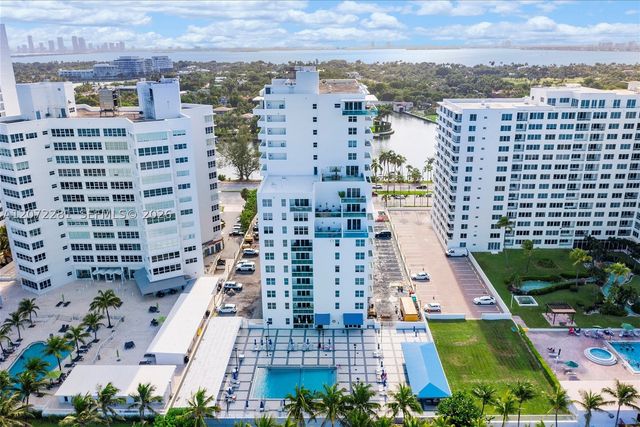 5001 Collins Ave 10G, Miami Beach, FL 33140