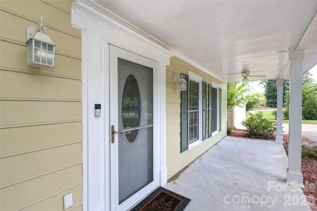 2248 Lawton Bluff Road, Charlotte, NC 28226