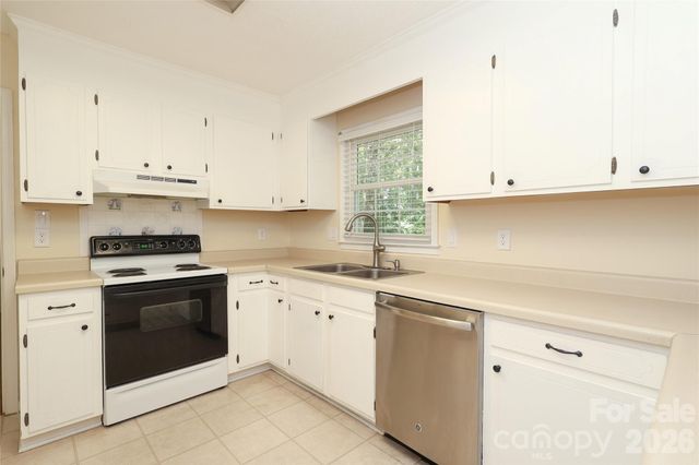 2248 Lawton Bluff Road, Charlotte, NC 28226