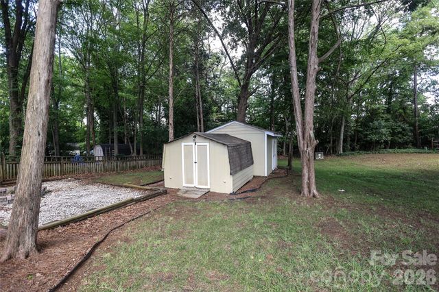 2248 Lawton Bluff Road, Charlotte, NC 28226
