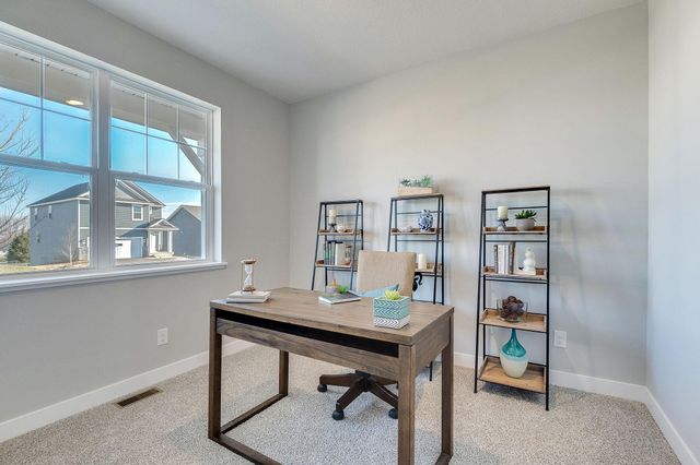 548 Blueridge Street SW, Delano, MN 55328