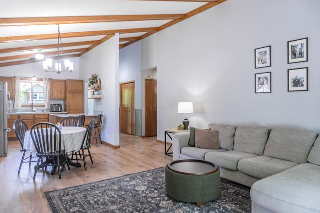 4874 W 144th Street, Savage, MN 55378