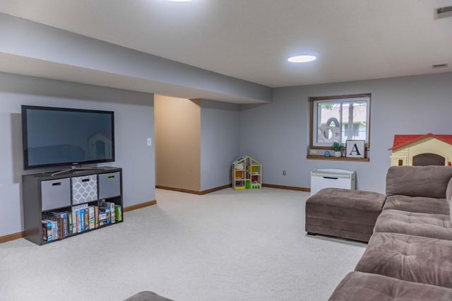 4874 W 144th Street, Savage, MN 55378