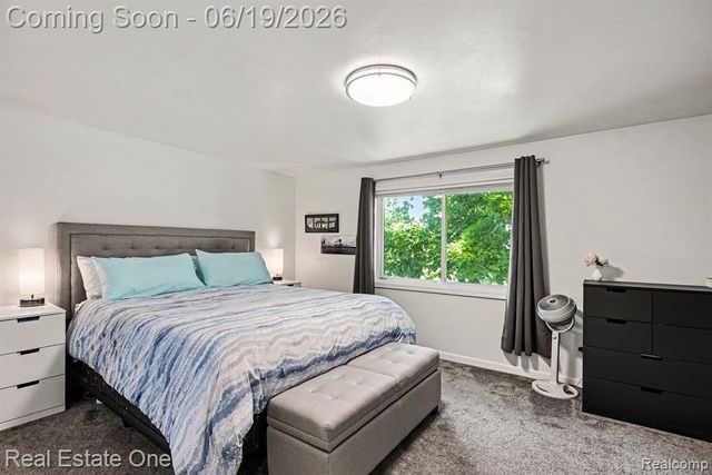 6317 Atkins Drive, Troy, MI 48085