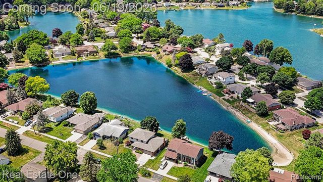 6317 Atkins Drive, Troy, MI 48085