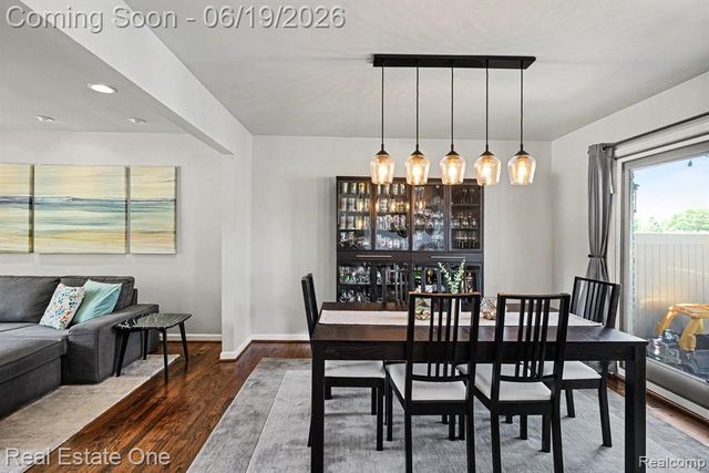 6317 Atkins Drive, Troy, MI 48085