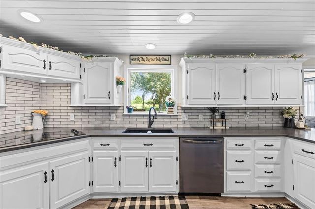 13020 W 327th Street, Paola, KS 66071