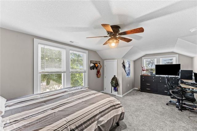 13020 W 327th Street, Paola, KS 66071