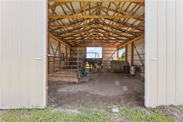 13020 W 327th Street, Paola, KS 66071