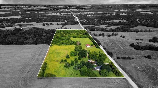 13020 W 327th Street, Paola, KS 66071