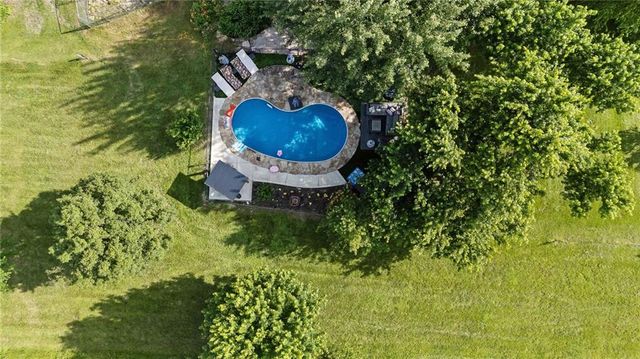 13020 W 327th Street, Paola, KS 66071