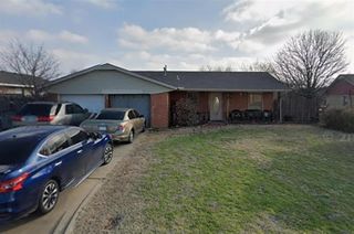 6009 SW Park Ave, Lawton, OK 73505