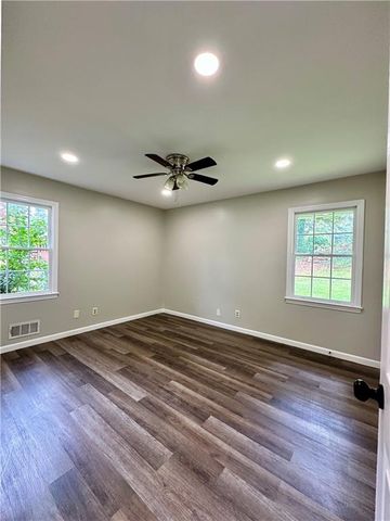 1620 Hebron Lane, Riverdale, GA 30296