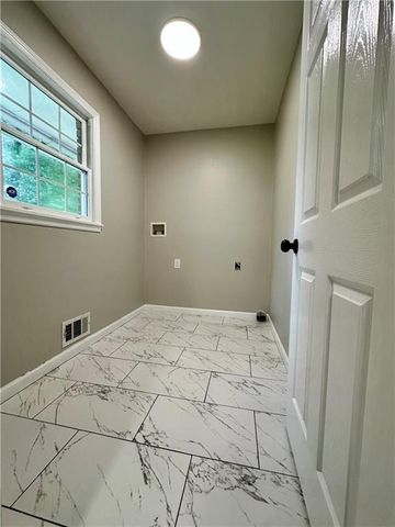 1620 Hebron Lane, Riverdale, GA 30296