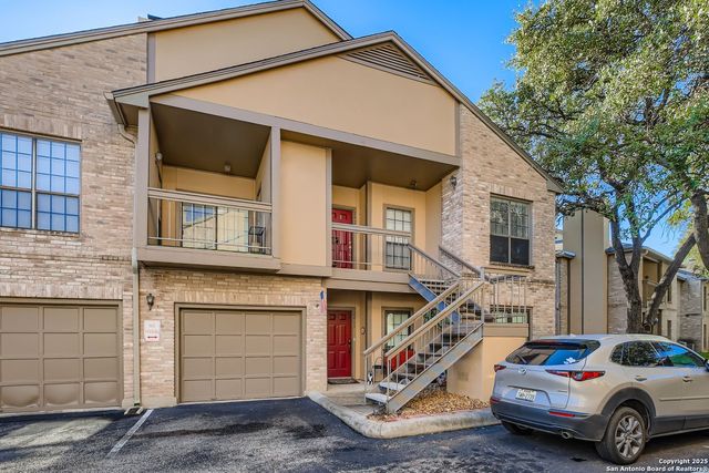11839 Parliament St Apt 2013, San Antonio, TX 78216