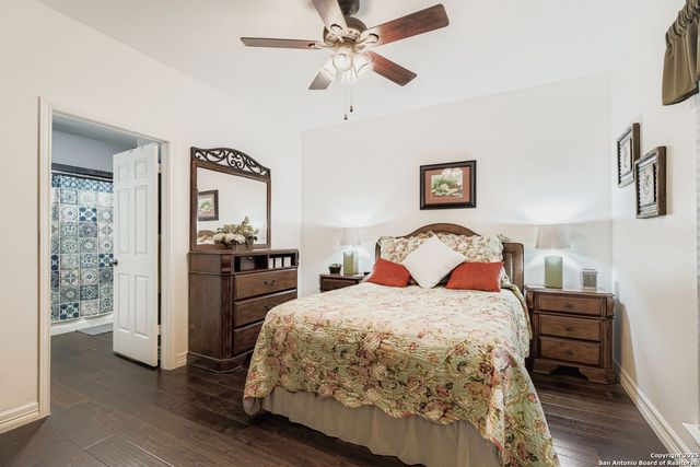 11839 Parliament St Apt 2013, San Antonio, TX 78216