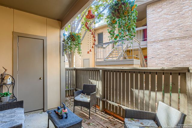 11839 Parliament St Apt 2013, San Antonio, TX 78216