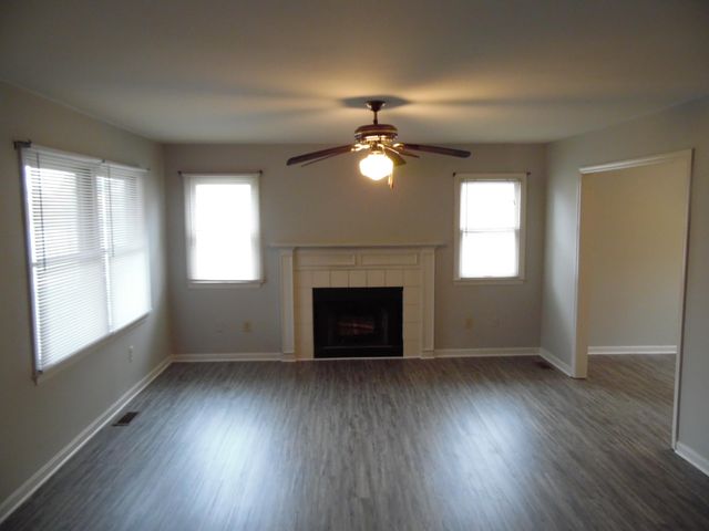 4456 Hartland Parkway, Lexington, KY 40515