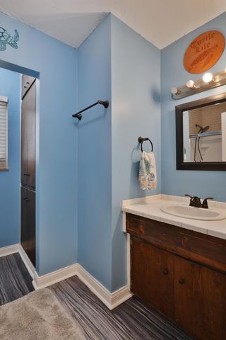 404 Old Village Road, Columbus, OH 43228