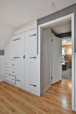 404 Old Village Road, Columbus, OH 43228