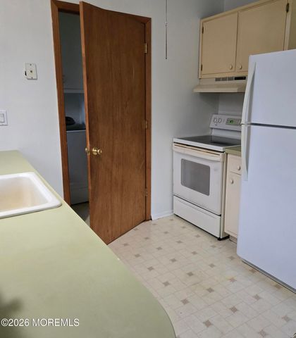 2026 Yorktowne Boulevard, Toms River, NJ 08753