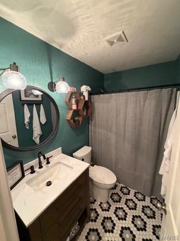 1703 Coupru Court, St Peters, MO 63376