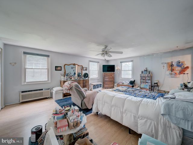 12805 KENDALE LN, Bowie, MD 20715