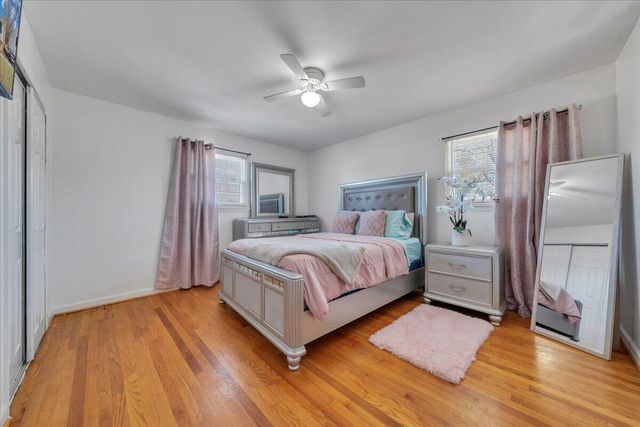 5572 Ambassador DR, Roanoke, VA 24019