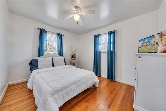 5572 Ambassador DR, Roanoke, VA 24019