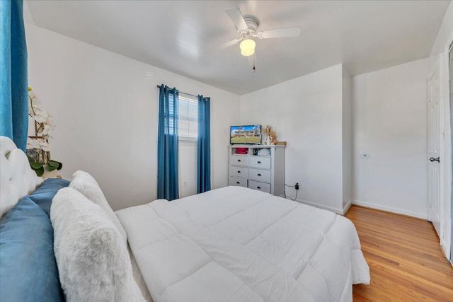 5572 Ambassador DR, Roanoke, VA 24019