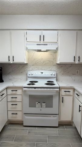 12922 Wirevine Lane, Houston, TX 77072