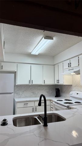 12922 Wirevine Lane, Houston, TX 77072