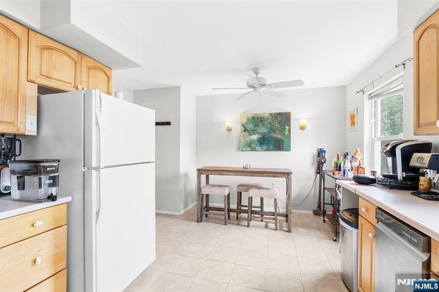3 Rustic Circle D, Montvale, NJ 07645