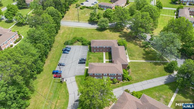 3 Rustic Circle D, Montvale, NJ 07645