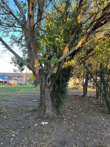 305 7th Street, Rosenberg, TX 77471