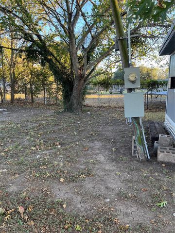 305 7th Street, Rosenberg, TX 77471