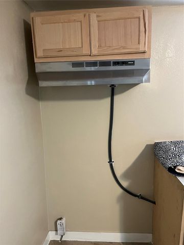 305 7th Street, Rosenberg, TX 77471