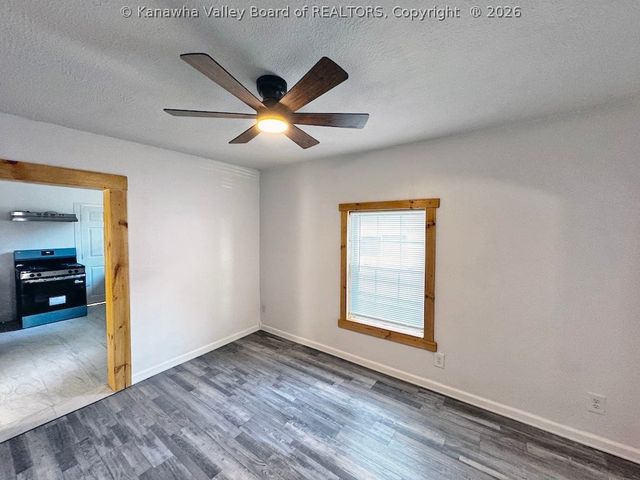 417 Spencer Street, South Charleston, WV 25303