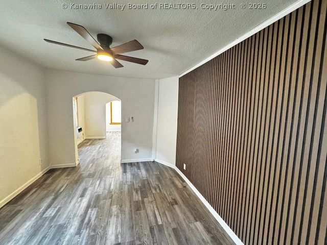 417 Spencer Street, South Charleston, WV 25303