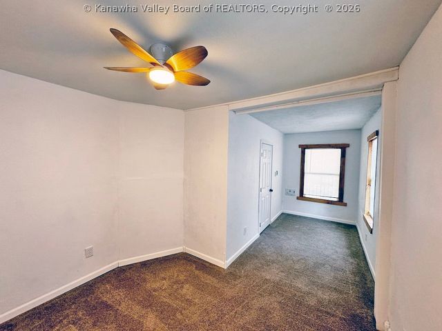 417 Spencer Street, South Charleston, WV 25303