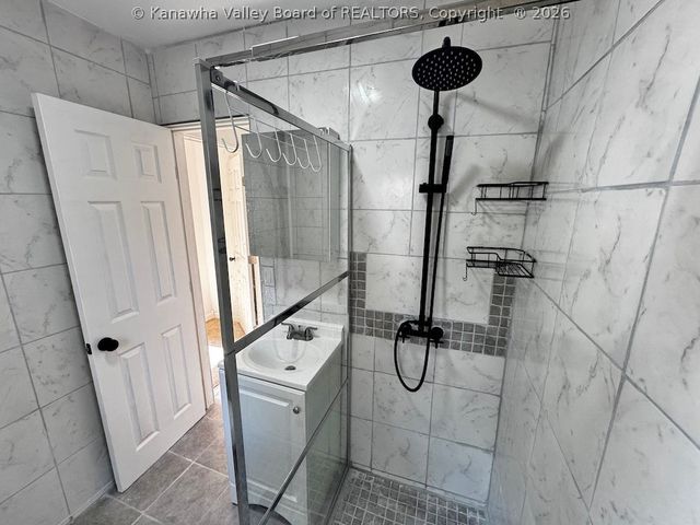 417 Spencer Street, South Charleston, WV 25303