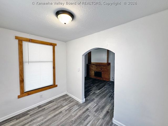 417 Spencer Street, South Charleston, WV 25303