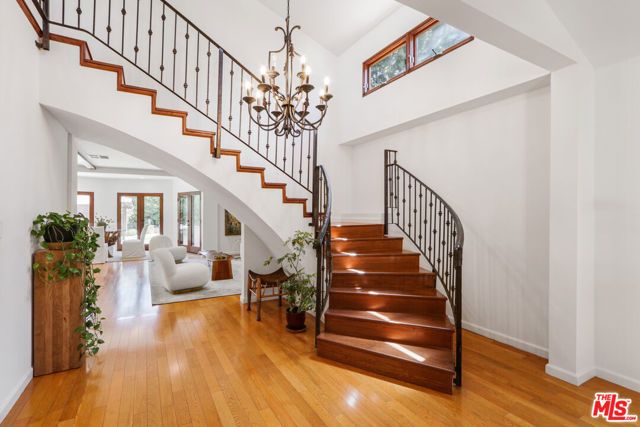 2130 Manning Avenue, Los Angeles, CA 90025