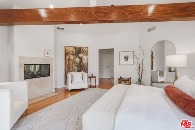 2130 Manning Avenue, Los Angeles, CA 90025