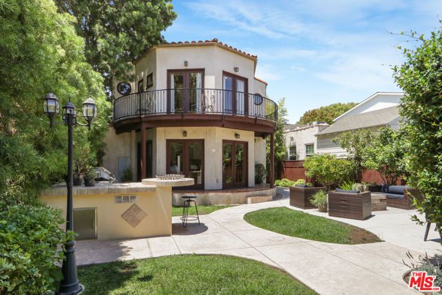 2130 Manning Avenue, Los Angeles, CA 90025