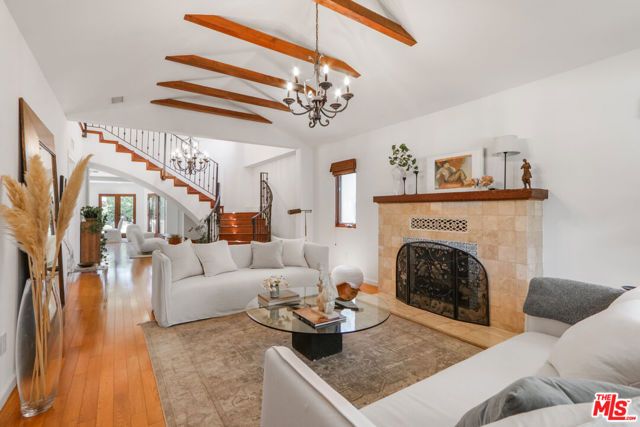 2130 Manning Avenue, Los Angeles, CA 90025