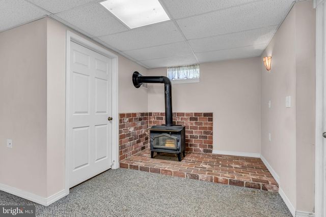 54 LOSHES RUN RD, Duncannon, PA 17020