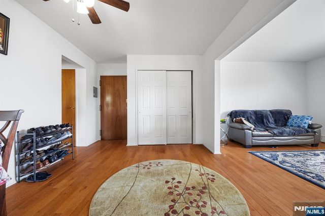 747 Riverside C1, Lyndhurst, NJ 07071