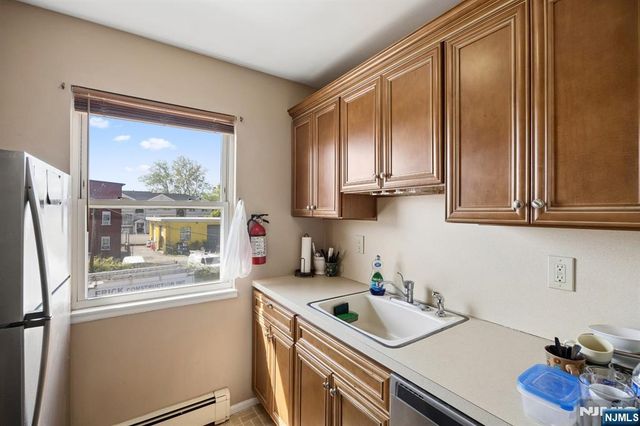 747 Riverside C1, Lyndhurst, NJ 07071