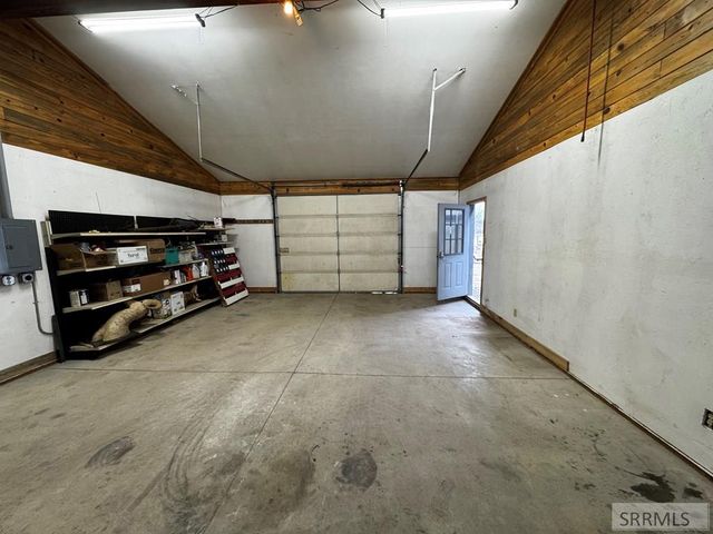 300 S 14th Street, Salmon, ID 83467